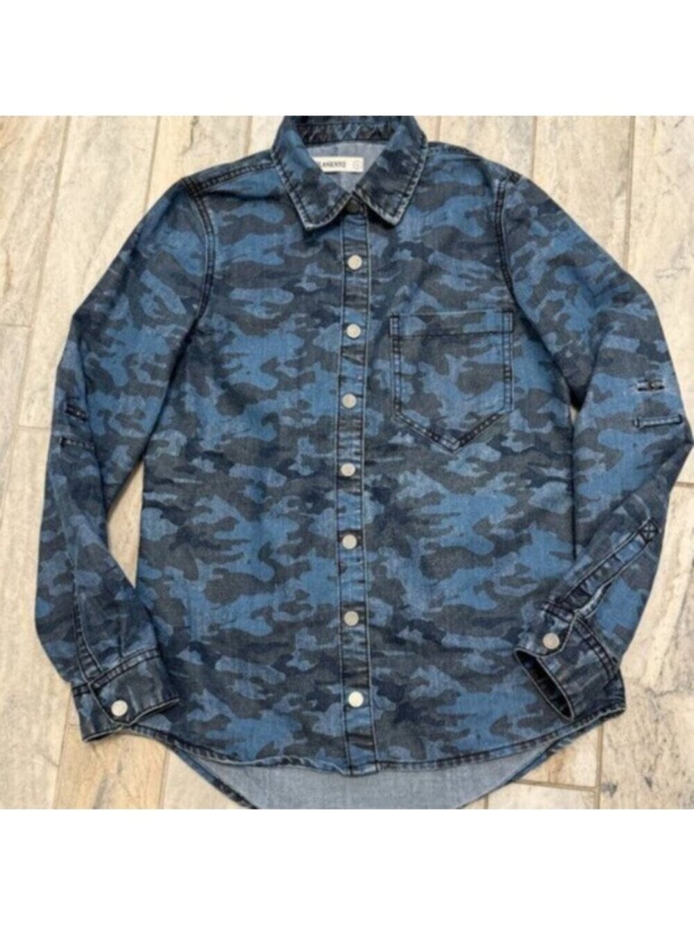 Blank NYC women's small blue denim camo snap button long sleeve shirt